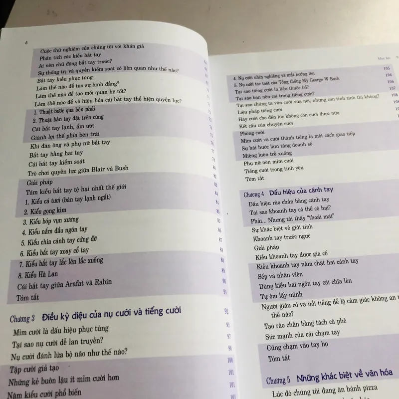 CUỐN SÁCH HOÀN HẢO VỀ NGÔN NGỮ CƠ THỂ  564908