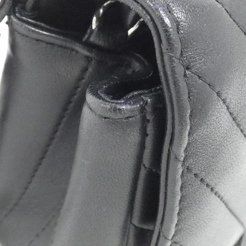 Túi xách chéo Chanel 35200 613306