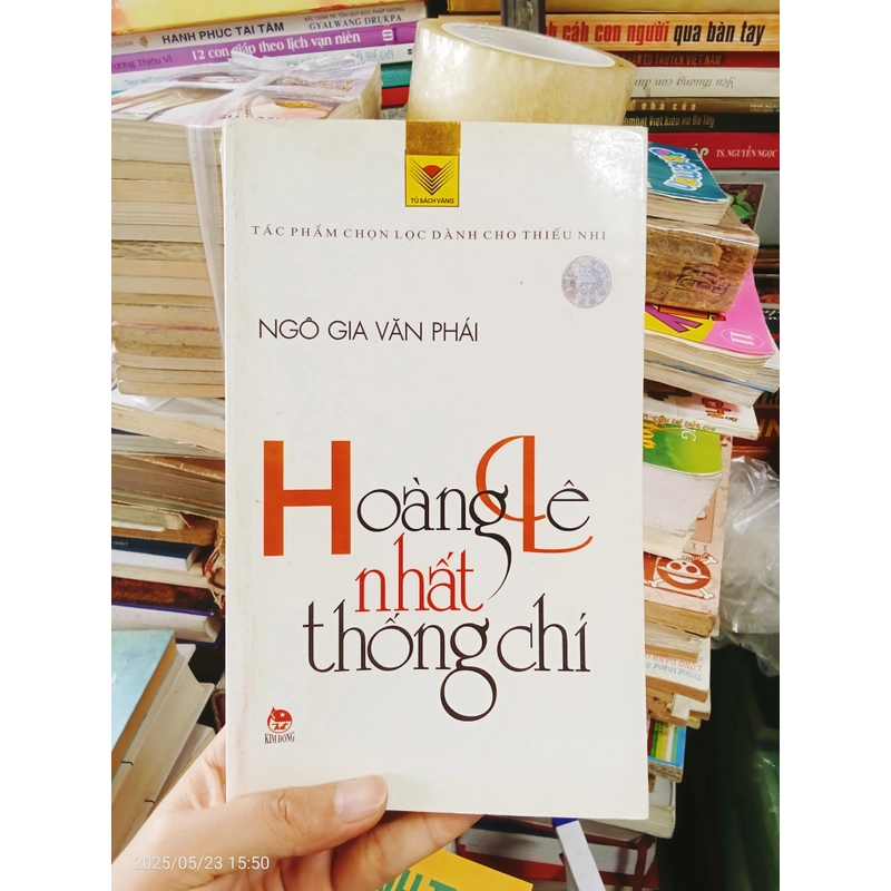 Hoàng Lê Nhất Thống Chí- Ngô Gia Văn Phái 458291