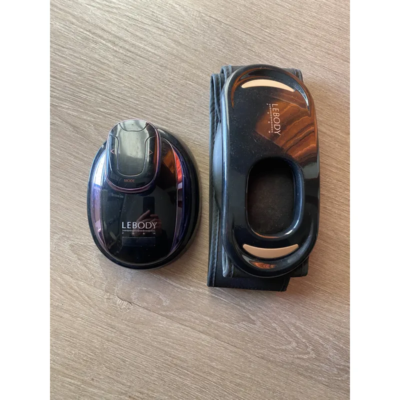 Máy massage toàn thán 737138