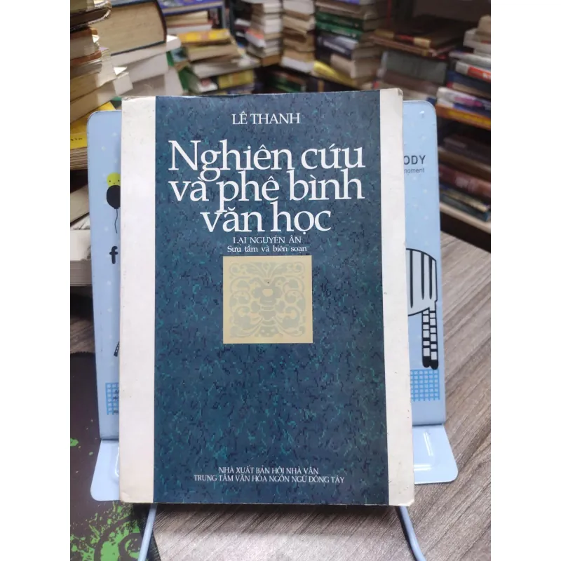 Sách: Nghiên cứu và phê bình văn học - Tác giả: Lê Thanh (A3) 598364
