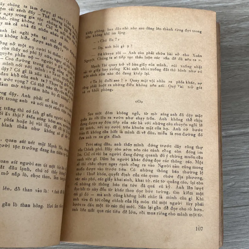 XUÂN NGUYỆT, Bette Bao Lord (xb 1989) 937315