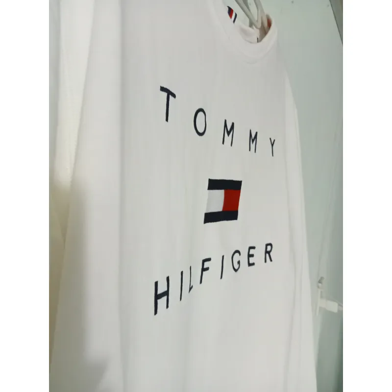 Áo sweatshirt Tommy Hilfiger trắng thêu logo 719776