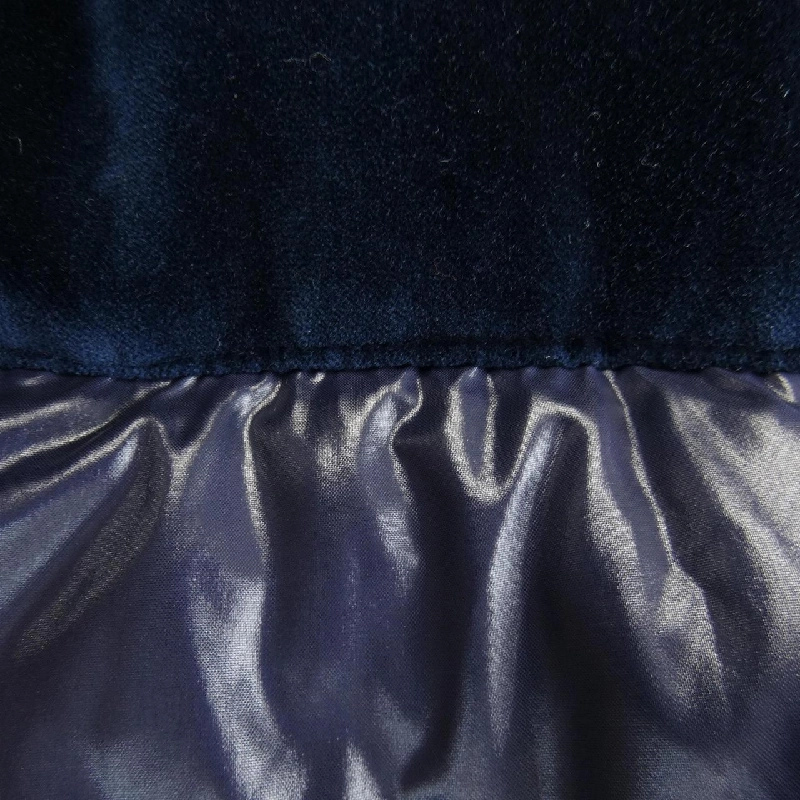 Áo khoác lông vũ MONCLER 642340