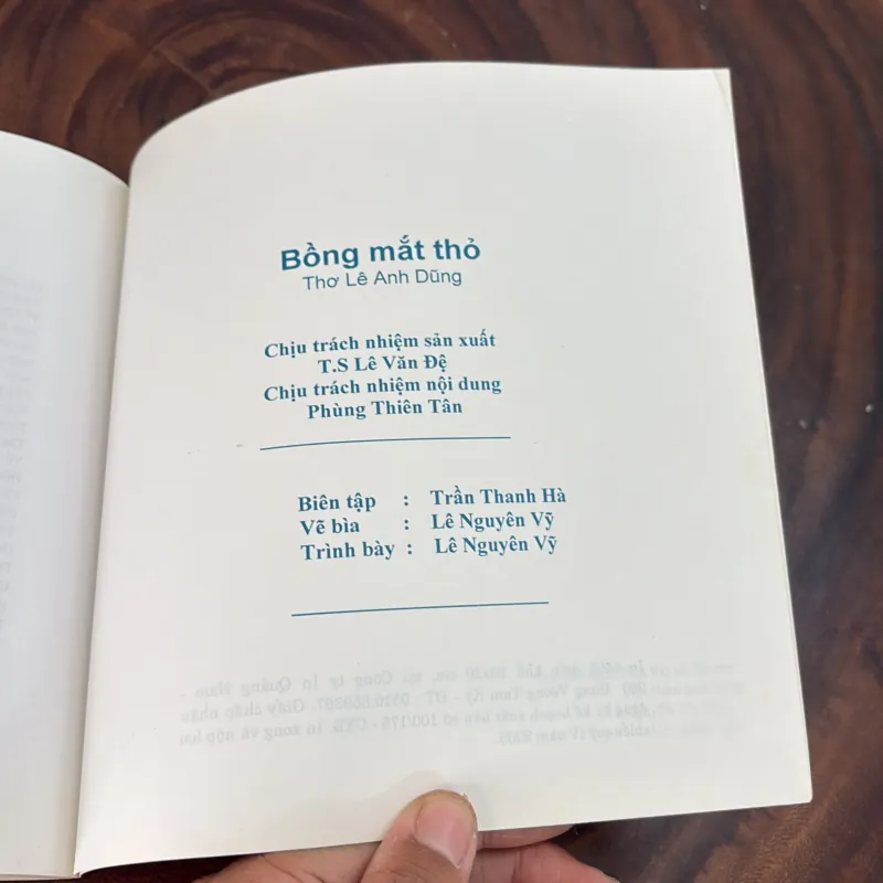 II Thơ: Bồng Mắt Thỏ - Lê Anh Dũng - 2005 995351