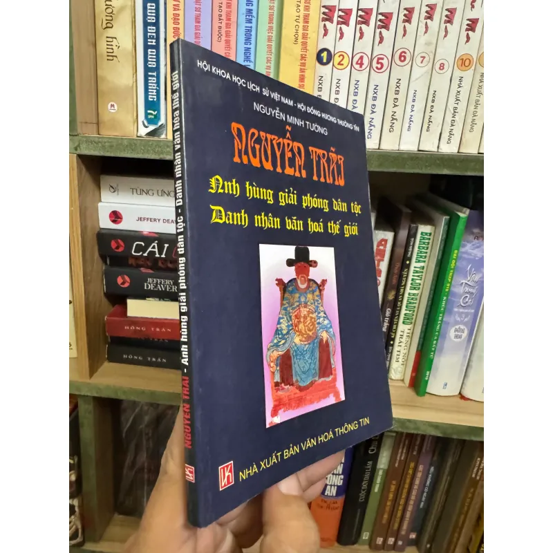 sách Nguyễn Trãi hiếm, in ít 973059