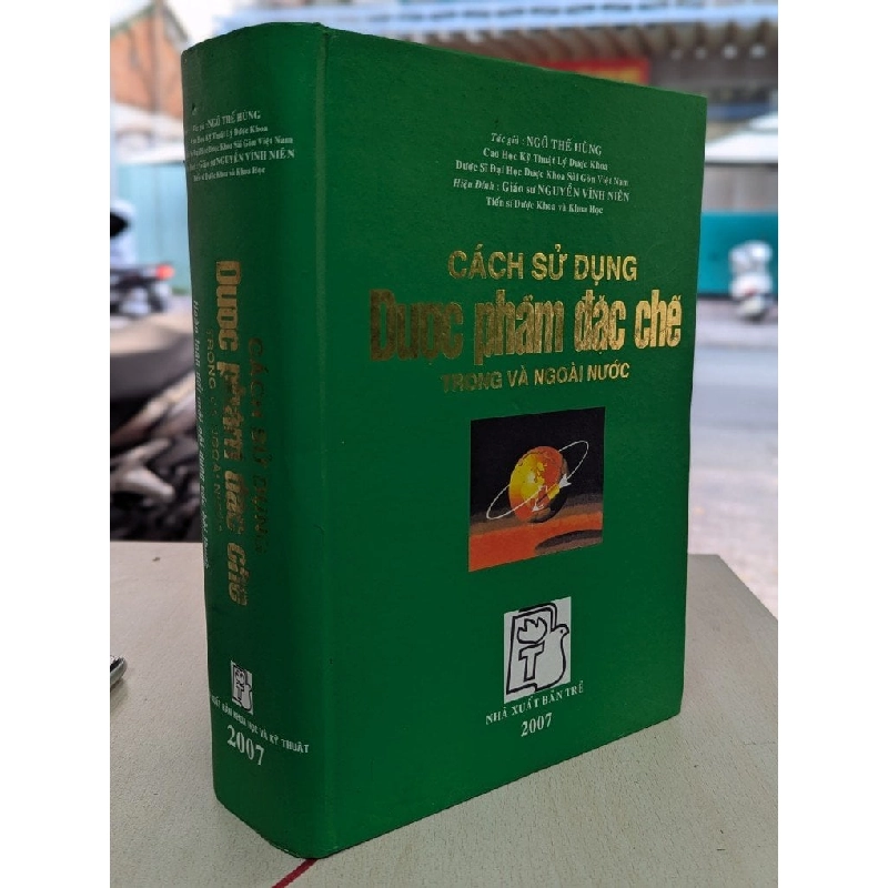 Cách sử dụng dược phẩm đặc chế trong và ngoài nước - Ngô Thế Hùng 785965