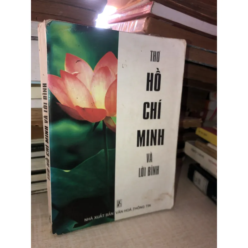 Thơ Hồ Chí Minh Và Lời Bình 971711