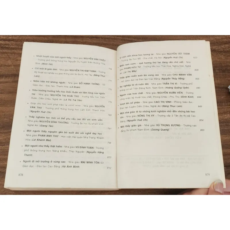 CHÂN DUNG CÁC NHÀ GIÁO ƯU TÚ VIỆT NAM (trọn bộ 2 tập 1790 trang) 748028