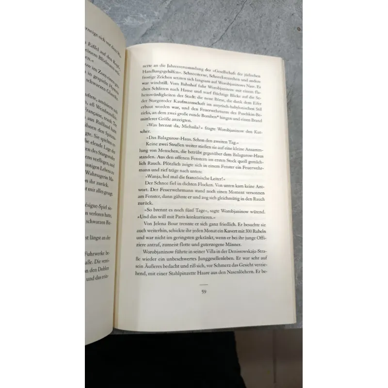 MƯỜI HAI CHIẾC GHẾ - PETROW 791949