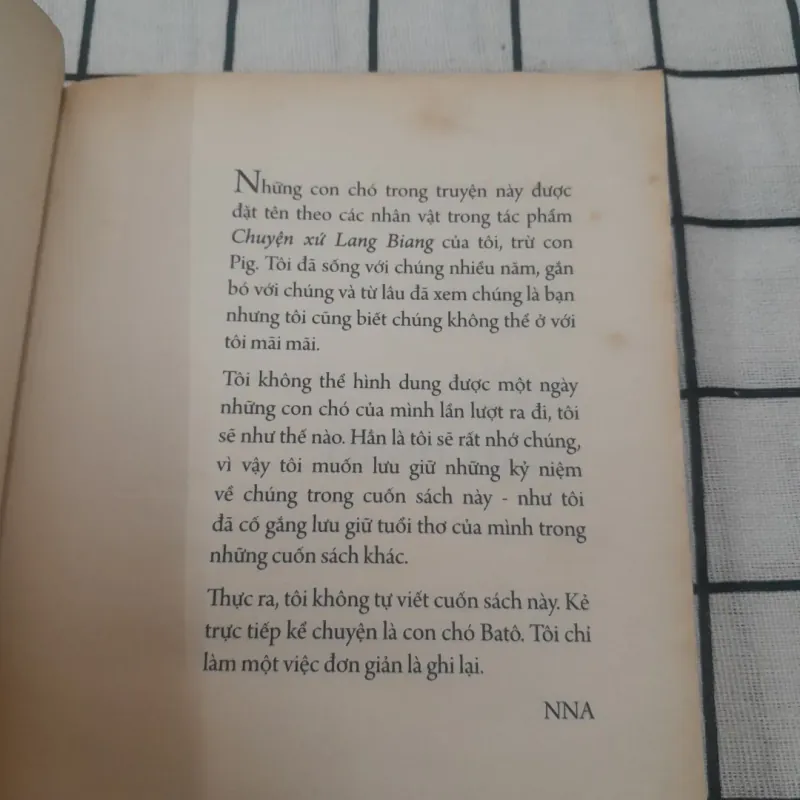 Nhà văn Nguyễn Nhật Ánh- Con Chó Nhỏ Mang Giỏ Hoa Hồng.  597331