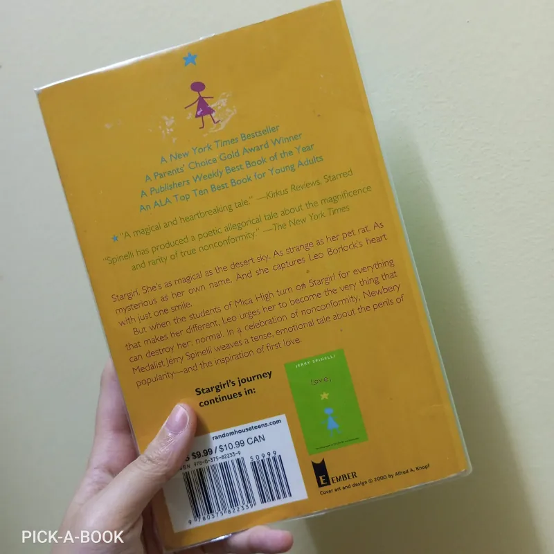 Tiểu thuyết Tiếng Anh thiếu niên siêu hay về tâm lý học đường Stargirl - Jerry Spinelli 992078