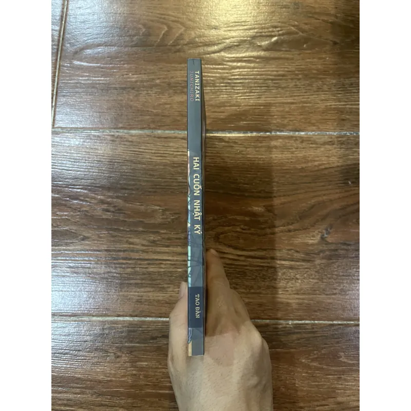 Hai cuốn nhật ký - Tanizaki Junichiro (7) 937105