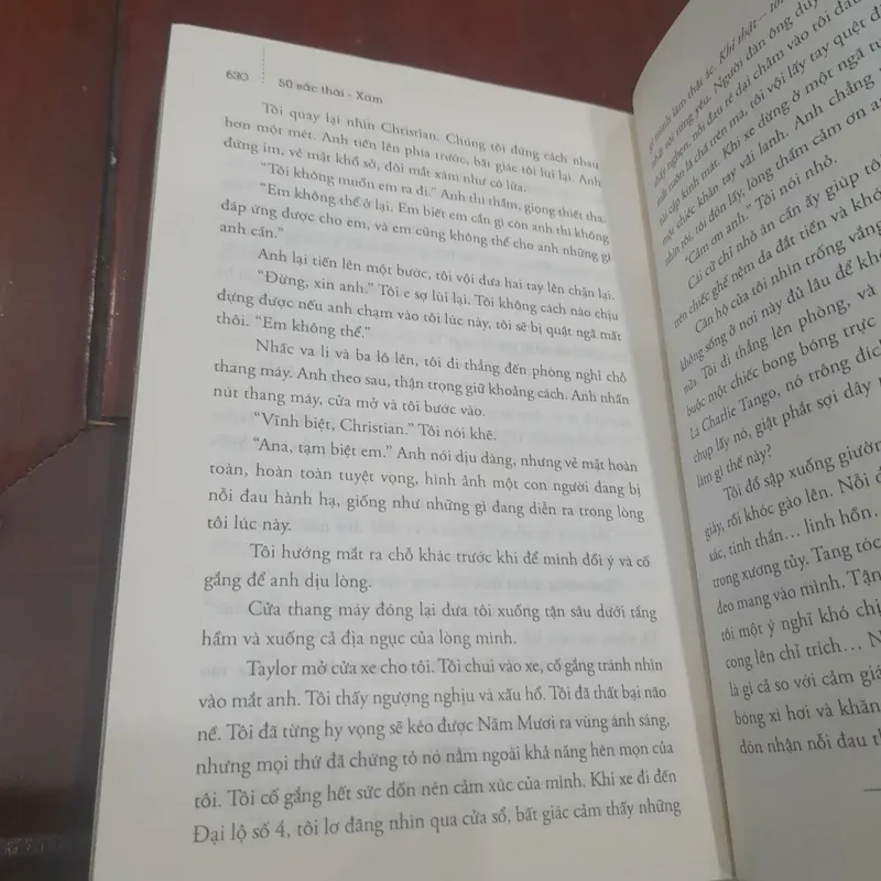 E L James - NĂM MƯƠI SẮC THÁI: XÁM 574241