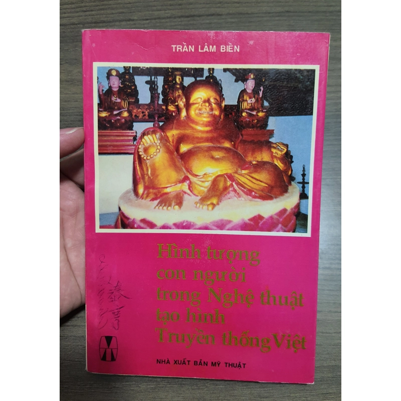 Sách mỹ thuật - Hình tượng con người trong nghệ thuật tạo hình truyền thống Việt 477500