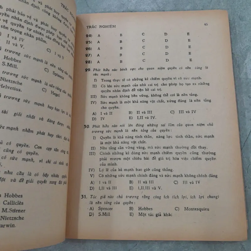 TRẮC NGHIỆM TRIẾT ĐẠO ĐỨC LUẬN LÝ 12 ABCD 786845
