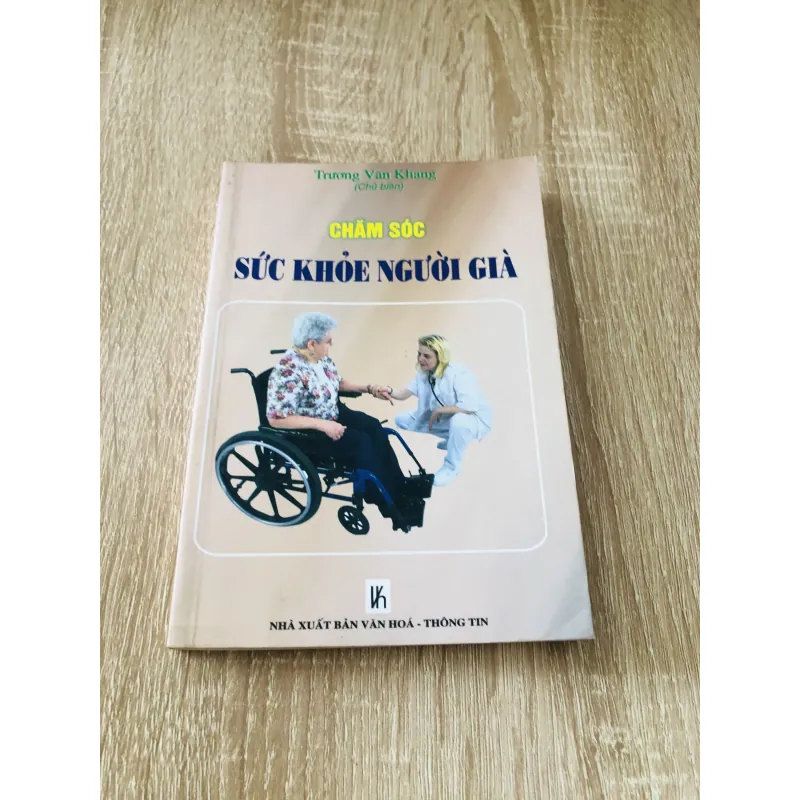 CHĂM SÓC SỨC KHỎE NGƯỜI GIÀ 1020299