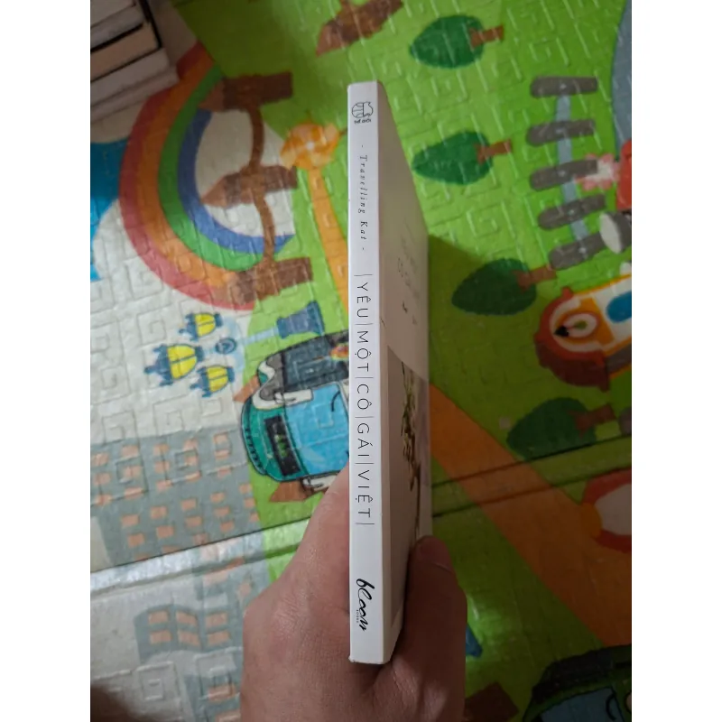 Yêu một cô gái Việt 989785