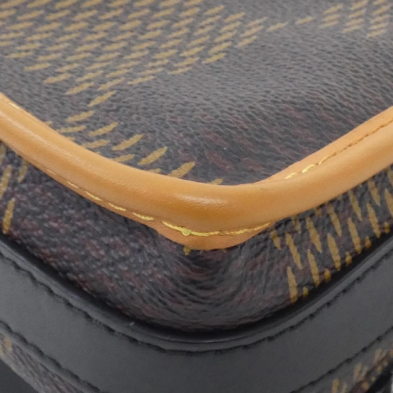 Túi đeo chéo Louis Vuitton Damier Giant (LV Squared) Amazon Messenger N40357 613333