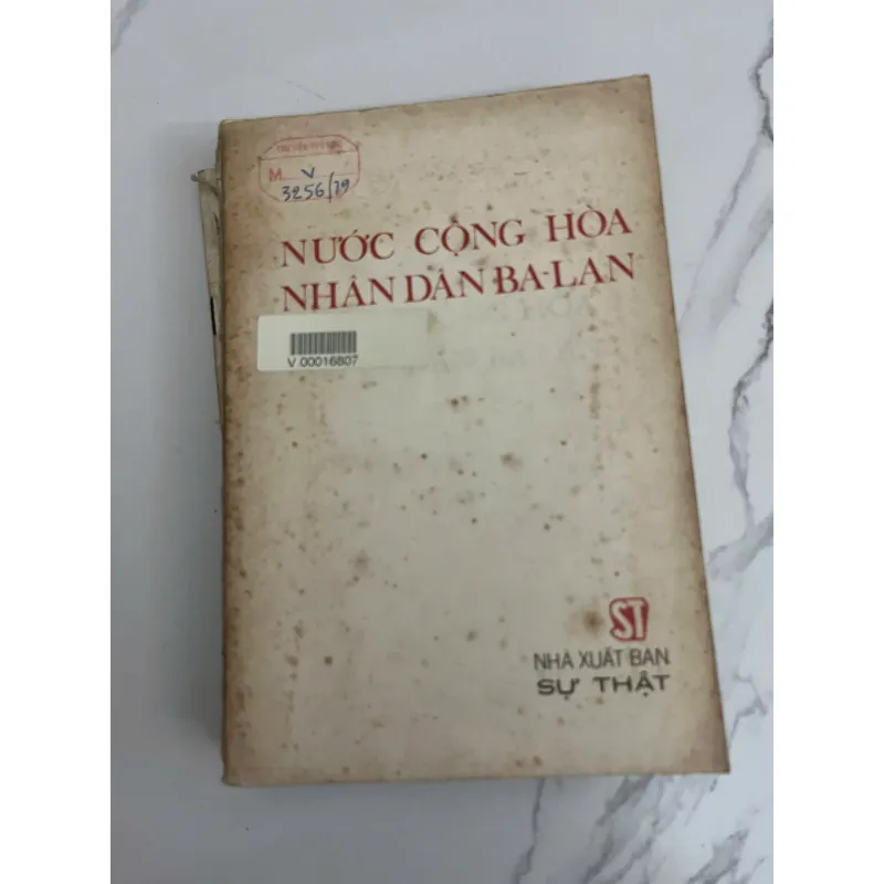 Nước Cộng hòa Nhân dân Ba Lan — Nhà xuất bản Sự Thật 926472