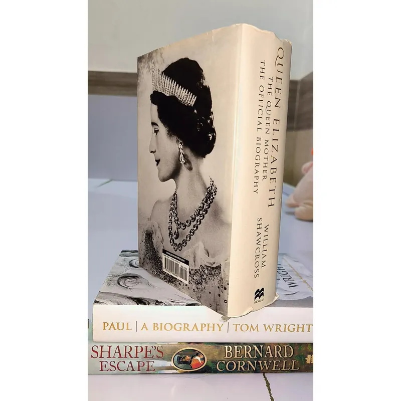 William Shawcross - Queen Elizabeth (The Queen Mother) (The official biography) 553330