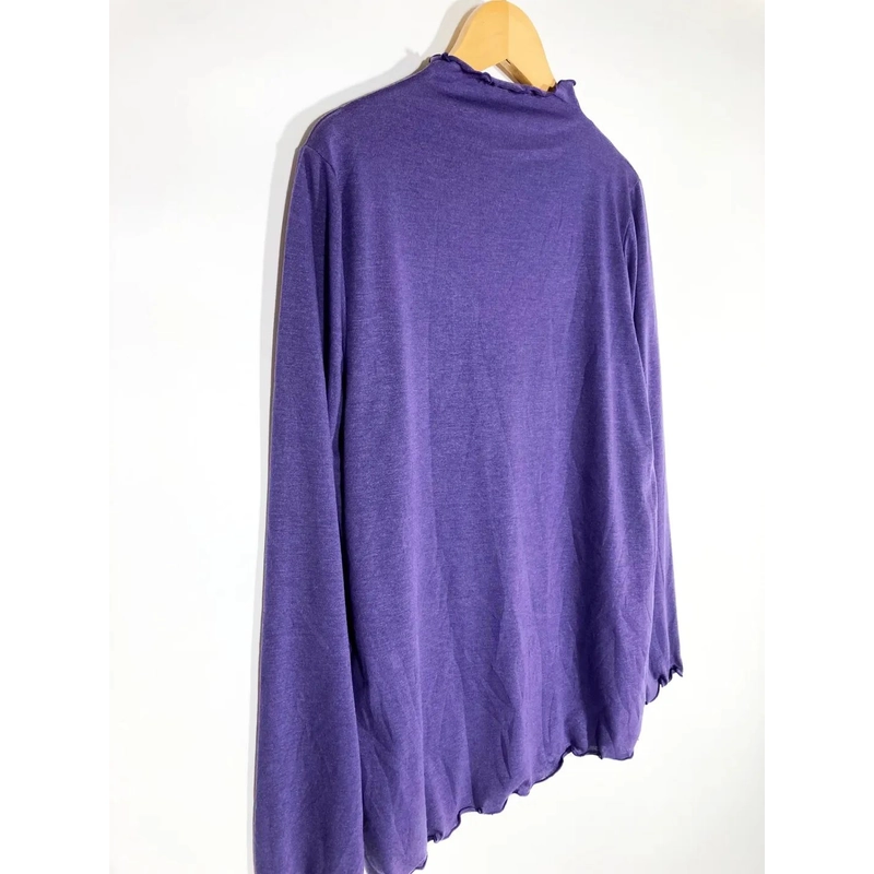 Áo Thun Hàn , chất mềm co giãn.
Size M L
 503901