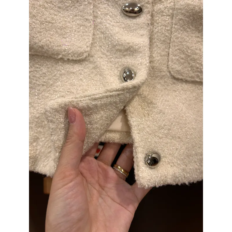 Áo dạ màu be 697146