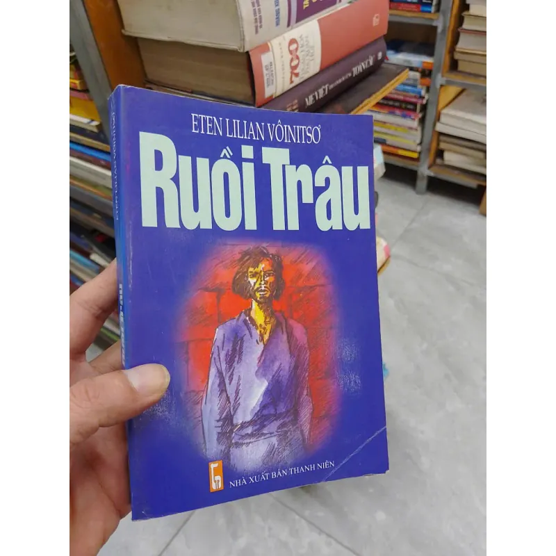 Ruồi Trâu - Eten Lilian Voinitso  (B1) 701549