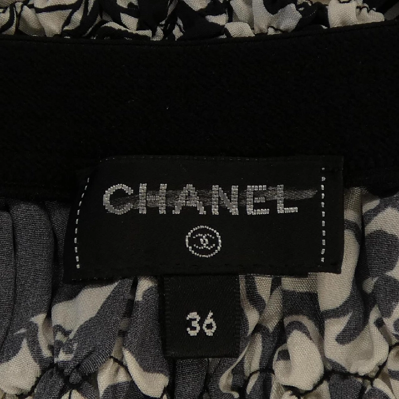 CHANEL P71960V63357 Quần short - Hàng hiệu Chính hãng 816011