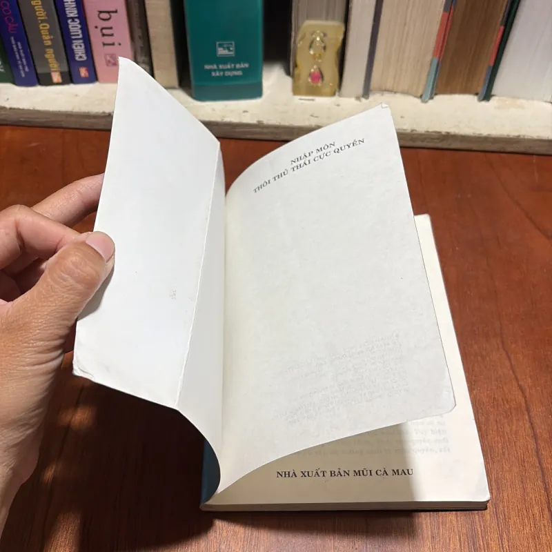 II Sách Võ Thuật: Nhập Môn Thôi Thủ Thái Cực Quyền - Điền Kim Long - 2000 926902