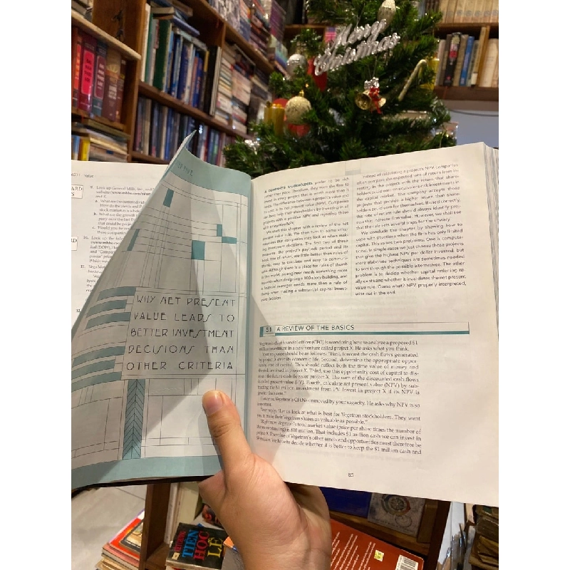 Principles of Corporate Finance - Brealey, Myers, Allen 735552