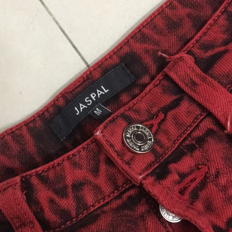 Quần short đỏ nữ Jaspal 518639