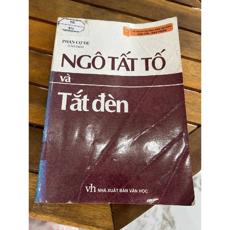 Ngô Tất Tố và Tắt đèn – Phan Cự Đệ (chủ biên) 594116