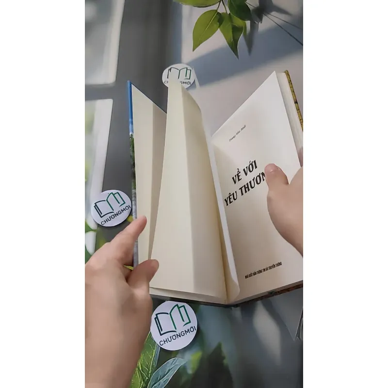 [MIỄN PHÍ BỌC SÁCH] Về với yêu thương - Trương Hòa Bình 990215