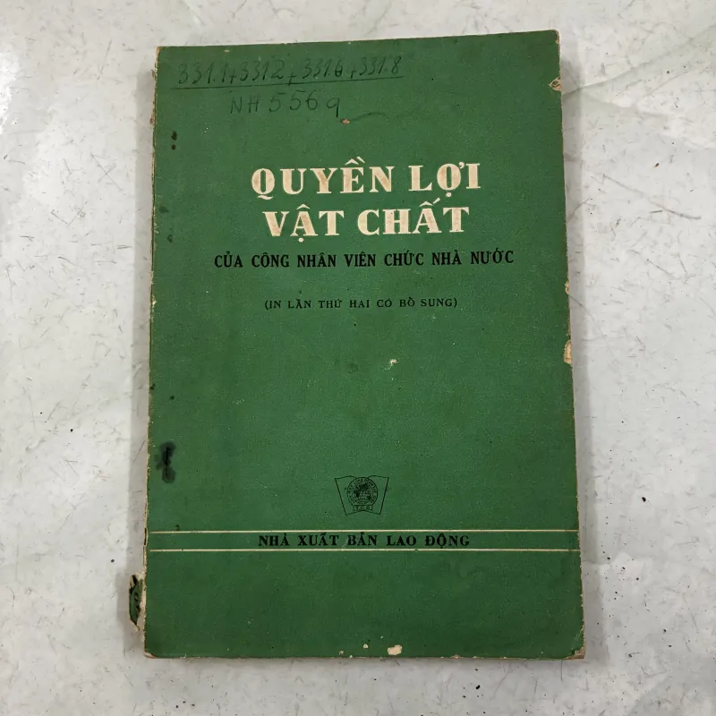 Quyền lợi vật chất của công nhân viên chức nhà nước 1024622