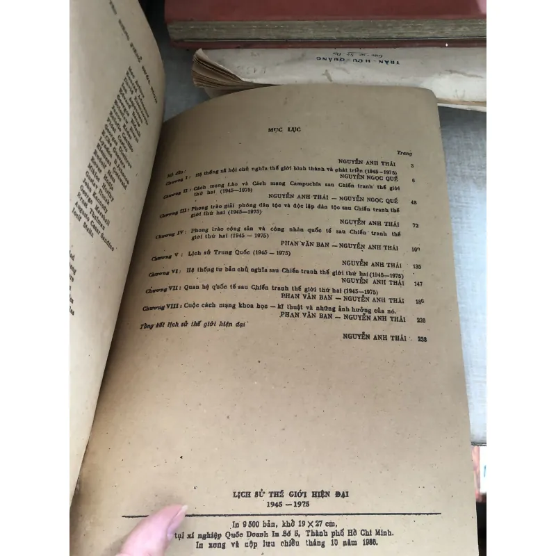 Lịch sử thế giới hiện đại 1945-1975 1001038