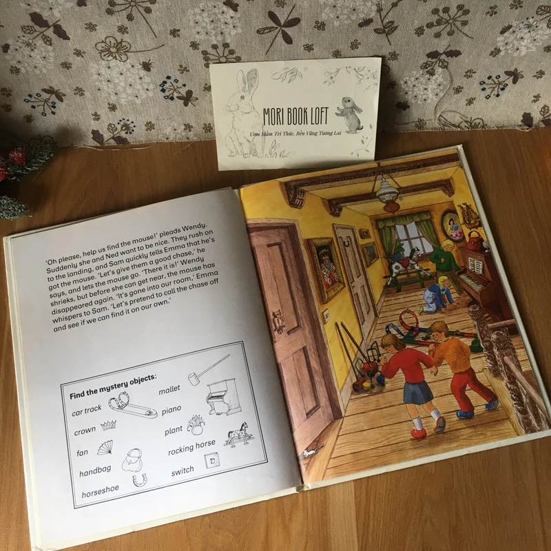 Sách tranh Chase the Mouse, Used, Minh Họa Cổ Điển 442992