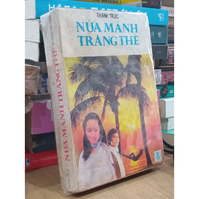 Nửa mảnh trăng thề - Thanh Trúc 710740
