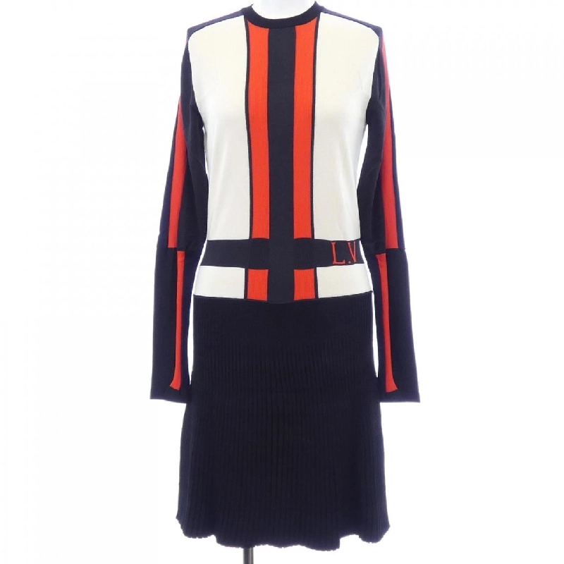 Đầm LOUIS VUITTON FDKD10DIA - Hàng hiệu Chính hãng 812737