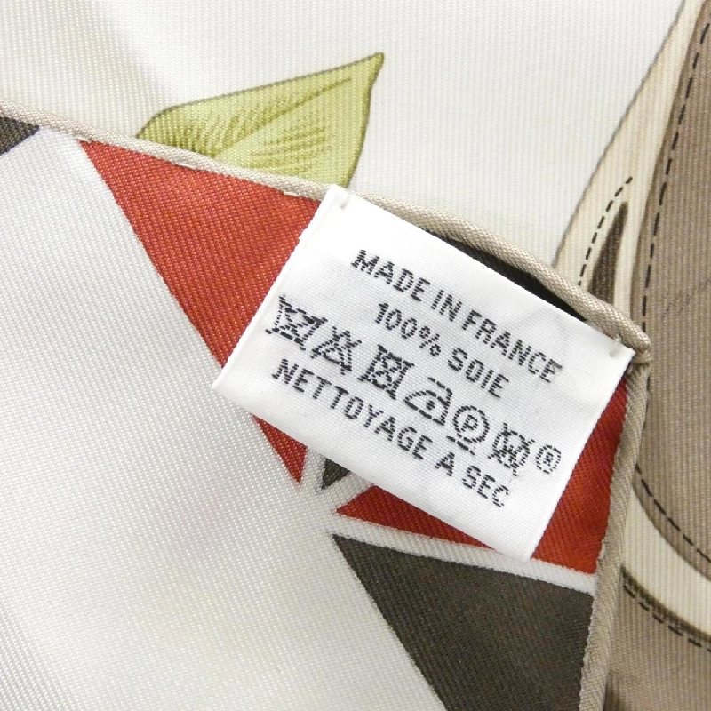 Hermès L'HEURE DES GANTS Carre 004211S Khăn choàng - Hàng hiệu Chính hãng 807270