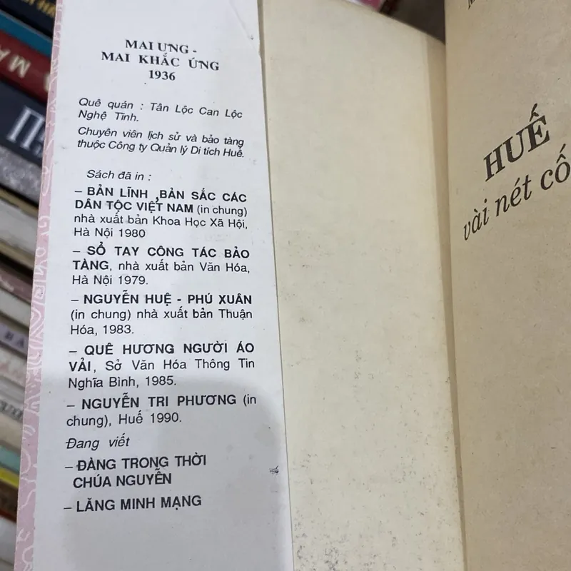 HUẾ - VÀI NÉT CỐ ĐÔ (XB 1991) 1064105
