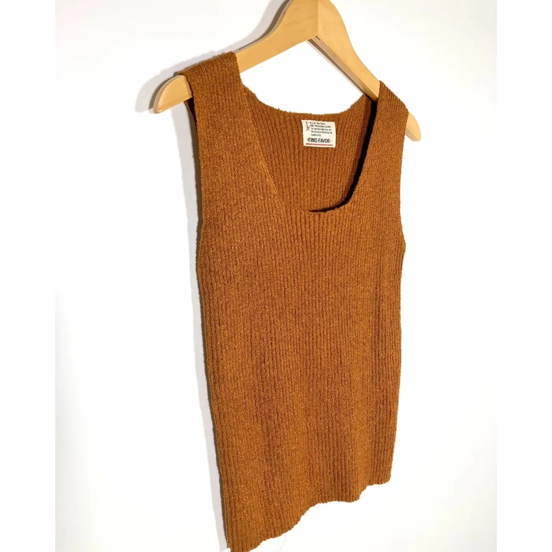 Áo Tanktop Mongtoghi Nhật
Size S M
 462615