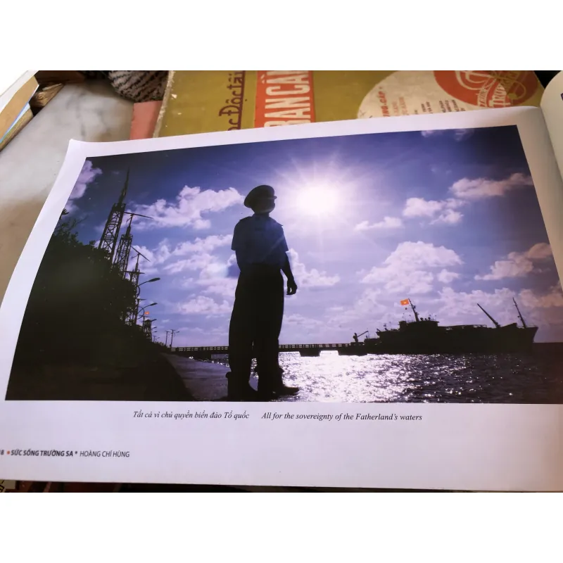 Sức sống Trường Sa - Hoàng Chí Hùng  1002441