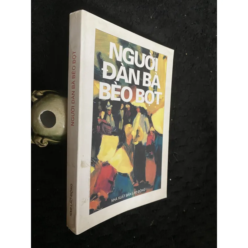 Người đàn bà bèo bọt - Nhiều người dịch ( hs Trần Đại Thắng vẽ bìa) 1029832