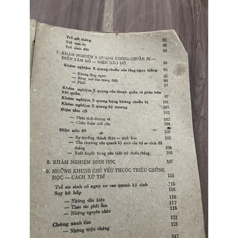 GIẢN YẾU SƠ SINH HỌC BỆNH TRẺ SƠ SINH - LAUGIER- Lâm sàng Chẩn đoán Điều trị- 1989 788985