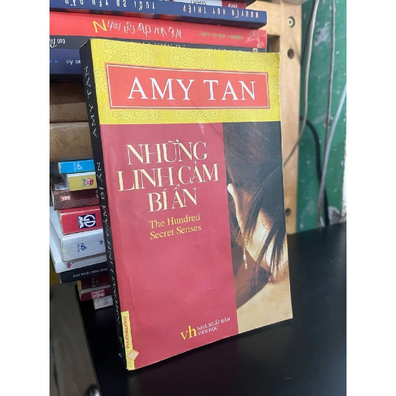 Những linh cảm bí ẩn - Amy Tan 932459