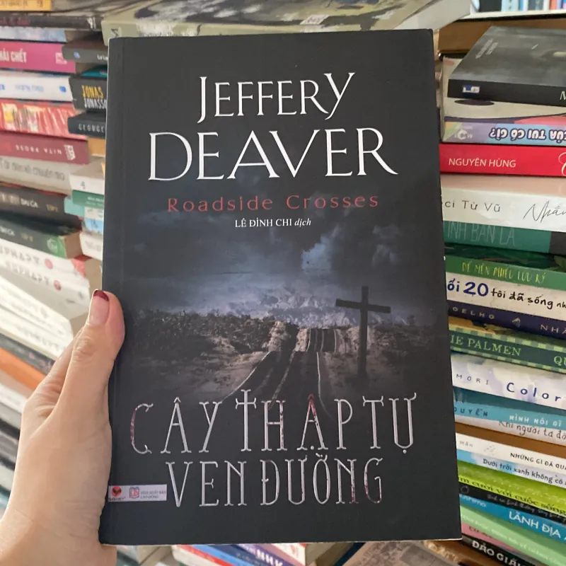 Cây Thập Tự Ven Đường  936607