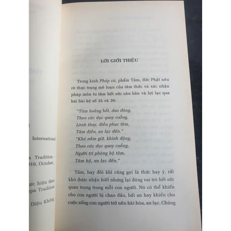 Sách Tình yêu phổ quát của Geshe Kelsang GyatsoĐ 640709