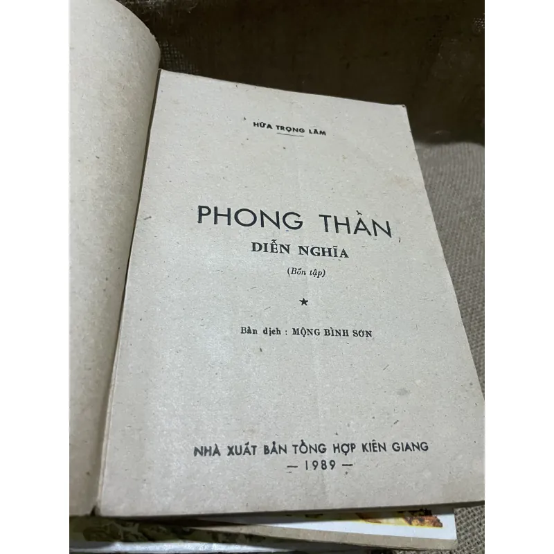 Phong thần diễn nghĩa 1989 - Mộng Bình Sơn dịch 800371