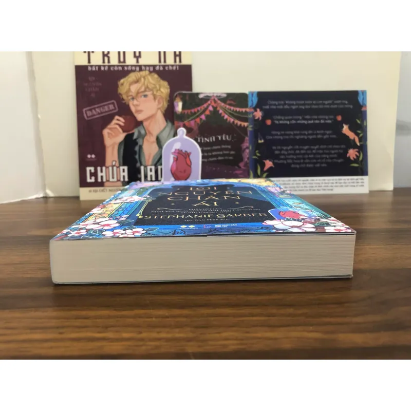 Lời nguyền chân ái - Stephanie Garber  763169